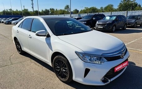 Toyota Camry, 2017 год, 2 250 000 рублей, 3 фотография