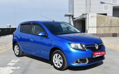 Renault Sandero II рестайлинг, 2016 год, 850 000 рублей, 4 фотография