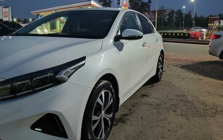 KIA Cerato IV, 2021 год, 2 300 000 рублей, 2 фотография