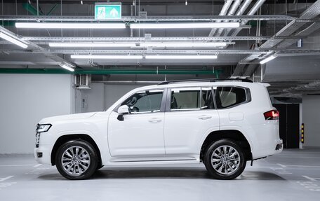 Toyota Land Cruiser, 2024 год, 13 850 000 рублей, 4 фотография