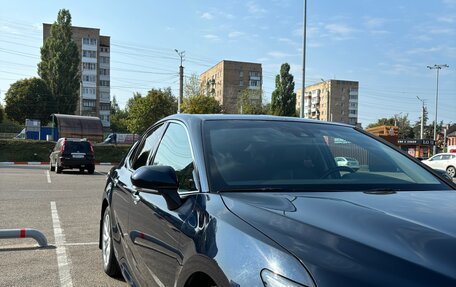 Toyota Camry, 2019 год, 2 700 000 рублей, 6 фотография