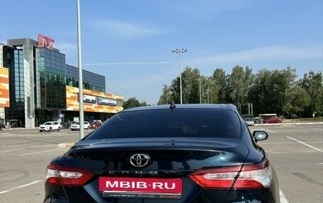 Toyota Camry, 2019 год, 2 700 000 рублей, 4 фотография