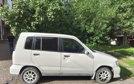 Nissan Cube II, 2000 год, 200 000 рублей, 2 фотография