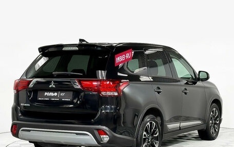 Mitsubishi Outlander III рестайлинг 3, 2022 год, 2 580 000 рублей, 5 фотография