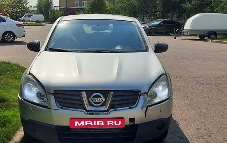 Nissan Qashqai, 2008 год, 650 000 рублей, 2 фотография