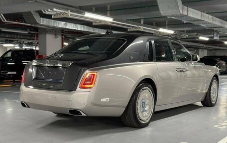 Rolls-Royce Phantom VIII, 2017 год, 39 900 000 рублей, 3 фотография