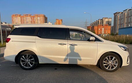 KIA Carnival III, 2019 год, 2 950 000 рублей, 4 фотография