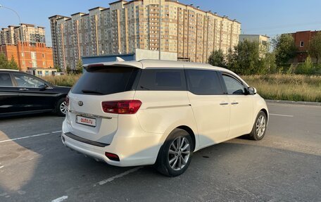 KIA Carnival III, 2019 год, 2 950 000 рублей, 5 фотография