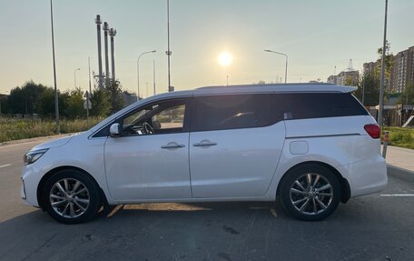 KIA Carnival III, 2019 год, 2 950 000 рублей, 8 фотография