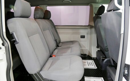 Volkswagen Caravelle T5, 2014 год, 2 095 000 рублей, 7 фотография