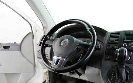 Volkswagen Caravelle T5, 2014 год, 2 095 000 рублей, 11 фотография