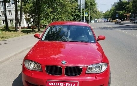 BMW 1 серия, 2009 год, 716 000 рублей, 1 фотография