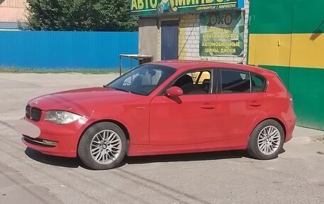 BMW 1 серия, 2009 год, 716 000 рублей, 2 фотография