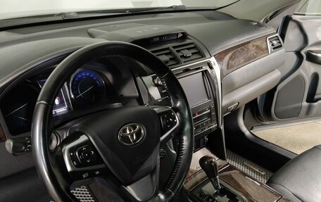 Toyota Camry, 2015 год, 1 859 000 рублей, 8 фотография