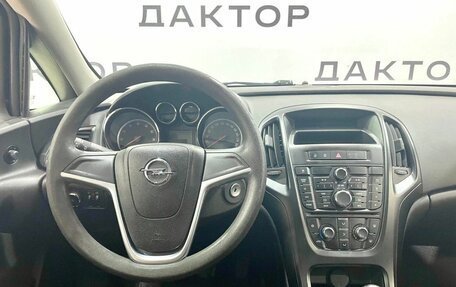 Opel Astra J, 2011 год, 649 000 рублей, 13 фотография