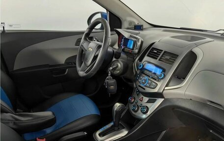 Chevrolet Aveo III, 2013 год, 899 000 рублей, 11 фотография