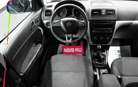 Skoda Yeti I рестайлинг, 2014 год, 1 245 000 рублей, 12 фотография