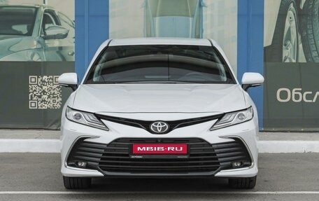 Toyota Camry, 2021 год, 4 199 000 рублей, 3 фотография