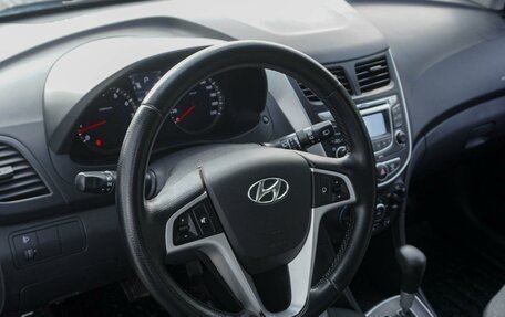 Hyundai Solaris II рестайлинг, 2013 год, 999 000 рублей, 18 фотография