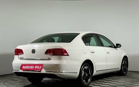 Volkswagen Passat B7, 2012 год, 1 597 000 рублей, 5 фотография