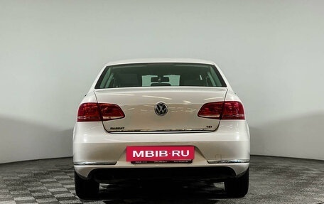 Volkswagen Passat B7, 2012 год, 1 597 000 рублей, 6 фотография