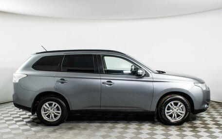 Mitsubishi Outlander III рестайлинг 3, 2012 год, 1 834 000 рублей, 4 фотография