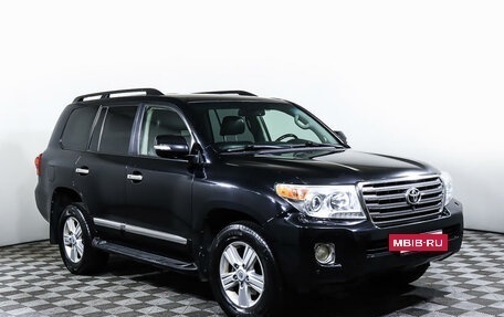 Toyota Land Cruiser 200, 2013 год, 4 697 000 рублей, 3 фотография