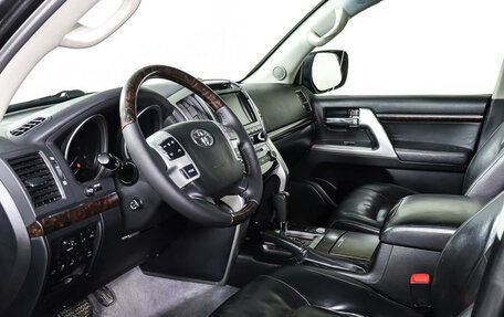 Toyota Land Cruiser 200, 2013 год, 4 697 000 рублей, 16 фотография