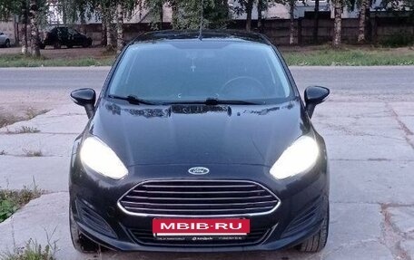 Ford Fiesta, 2015 год, 745 000 рублей, 2 фотография