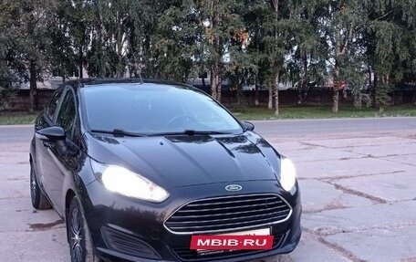 Ford Fiesta, 2015 год, 745 000 рублей, 4 фотография