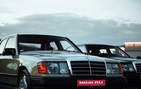 Mercedes-Benz W124, 1986 год, 700 000 рублей, 1 фотография