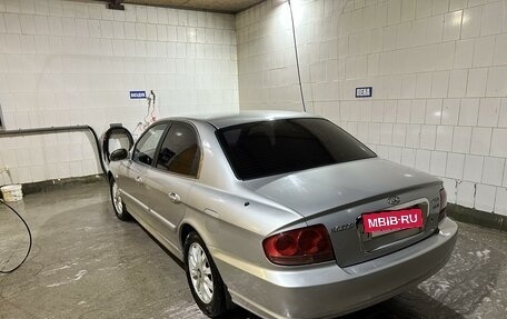 Hyundai Sonata IV рестайлинг, 2006 год, 720 000 рублей, 5 фотография