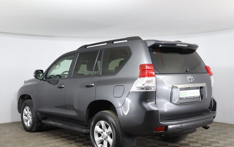 Toyota Land Cruiser Prado 150 рестайлинг 2, 2011 год, 3 599 000 рублей, 7 фотография