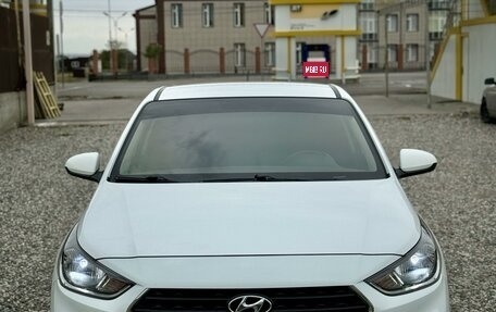 Hyundai Solaris II рестайлинг, 2017 год, 1 150 000 рублей, 1 фотография