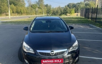 Opel Astra J, 2011 год, 640 000 рублей, 1 фотография