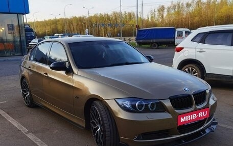 BMW 3 серия, 2006 год, 1 280 000 рублей, 1 фотография