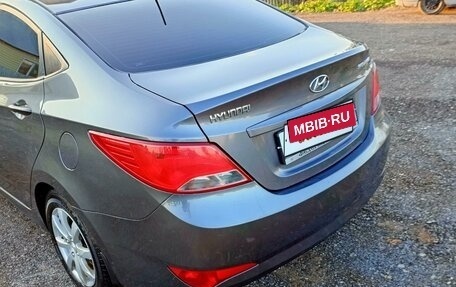 Hyundai Solaris II рестайлинг, 2015 год, 700 000 рублей, 2 фотография