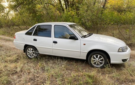 Daewoo Nexia I рестайлинг, 2010 год, 255 000 рублей, 3 фотография