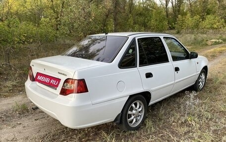 Daewoo Nexia I рестайлинг, 2010 год, 255 000 рублей, 4 фотография