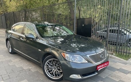 Lexus LS IV, 2007 год, 2 100 000 рублей, 8 фотография