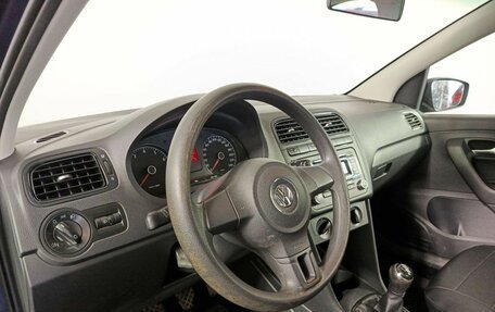 Volkswagen Polo VI (EU Market), 2012 год, 760 000 рублей, 16 фотография