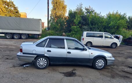 Daewoo Nexia I рестайлинг, 2004 год, 130 000 рублей, 1 фотография