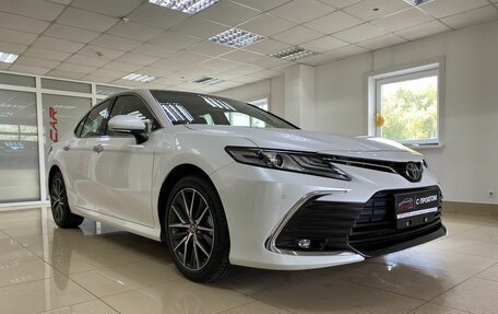 Toyota Camry, 2022 год, 3 999 999 рублей, 3 фотография