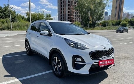 KIA Sportage IV рестайлинг, 2020 год, 2 890 000 рублей, 3 фотография