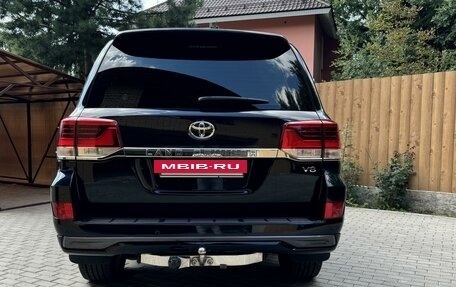 Toyota Land Cruiser 200, 2015 год, 5 400 000 рублей, 6 фотография