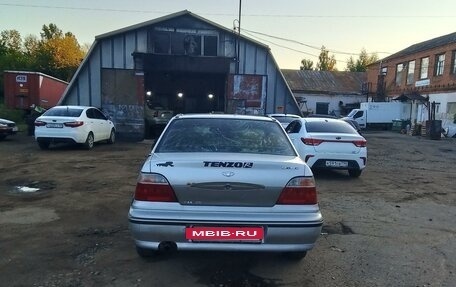 Daewoo Nexia I рестайлинг, 2004 год, 130 000 рублей, 2 фотография