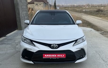 Toyota Camry, 2018 год, 2 900 000 рублей, 1 фотография