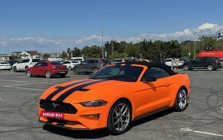 Ford Mustang VI рестайлинг, 2019 год, 3 498 000 рублей, 2 фотография