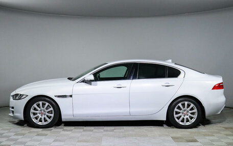 Jaguar XE I рестайлинг, 2015 год, 1 900 000 рублей, 8 фотография