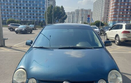 Volkswagen Polo IV рестайлинг, 2002 год, 335 000 рублей, 2 фотография